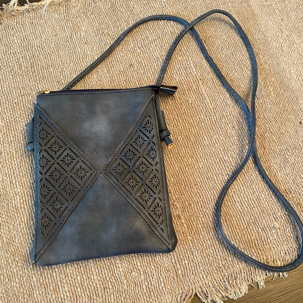 Crossbody purse